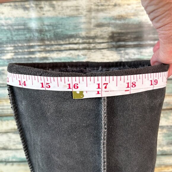 Skechers Faux Fur Mid Calf Boots Gray Suede Pull On Low Wedge Heel Womens Sz 7.5 - Picture 12 of 14